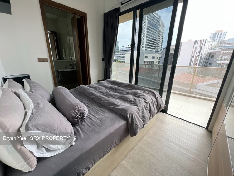 8 Farrer Suites (D8), Apartment #399744081